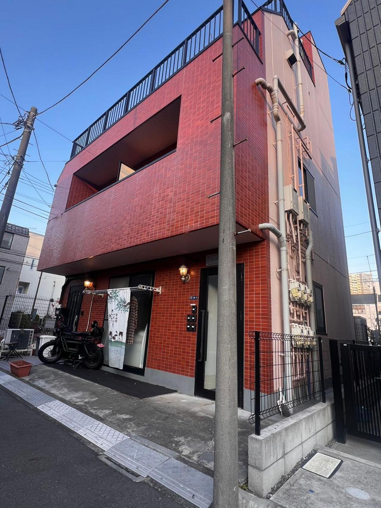 Hyakunincho House New Open